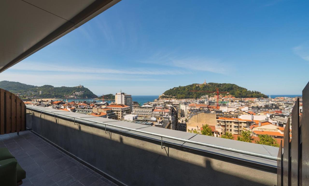 ホテル Catalonia Donosti サン・セバスティアン エクステリア 写真