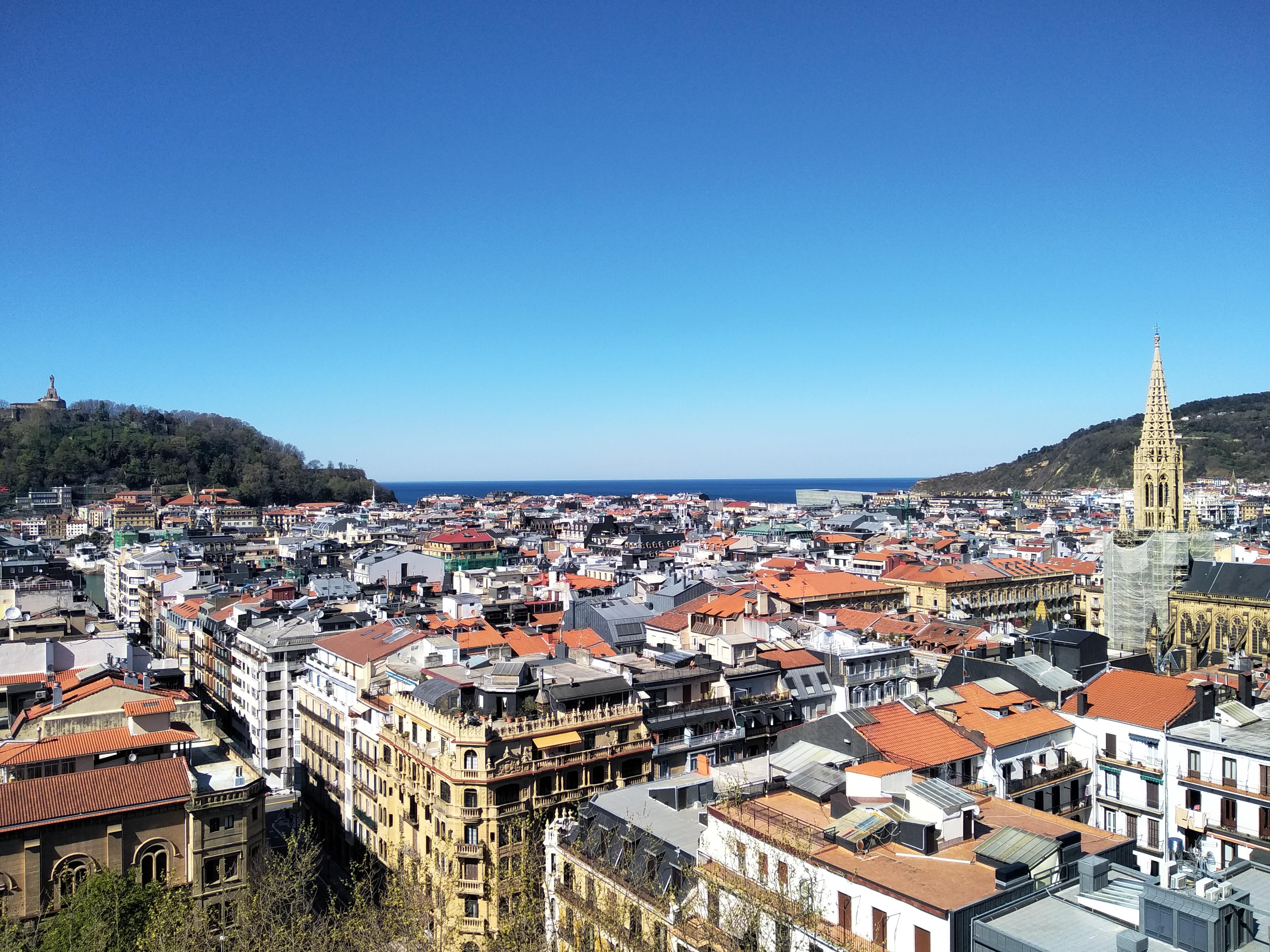 ホテル Catalonia Donosti サン・セバスティアン エクステリア 写真